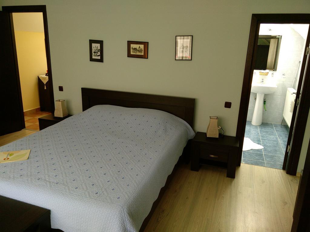 Rami House Central Double Rooms Brașov Zimmer foto