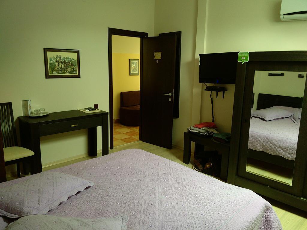 Rami House Central Double Rooms Brașov Zimmer foto