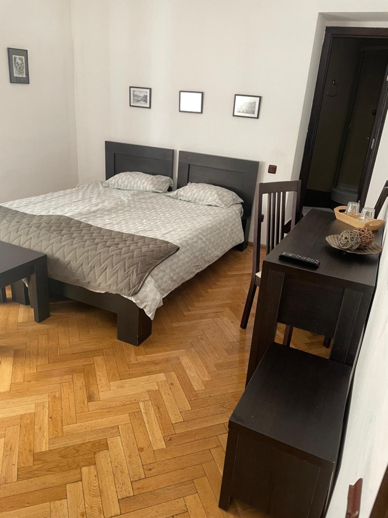 Rami House Central Double Rooms Brașov Exterior foto